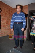 Raj Babbar at Tees Maar Khan screening in Filmcity on 22nd Dec 2010 (15).JPG